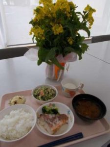 菜の花サラダ
